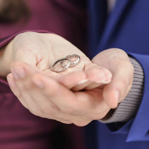 CHOW SANG SANG platinum ring V&A Museum joint plain ring couple ring 38092R 09 rings