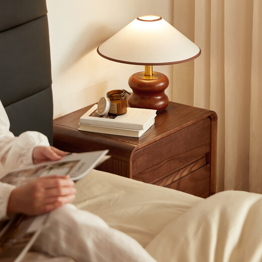 Lin's Home Retro All Solid Wood Bedside Table New Oak Ultra-Narrow Storage Cabinet Lin's Wood Cocoa Series LH586B1 Retro Color | 586B1-A Bedside Table Express