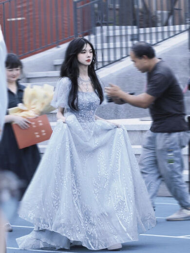 Lingka Qi Vestido de noche francés para mujeres 2023 Nuevo host de cumpleaños de alta gama Anfitrión de música vocal examen de arte de música para adultos Color 2xl