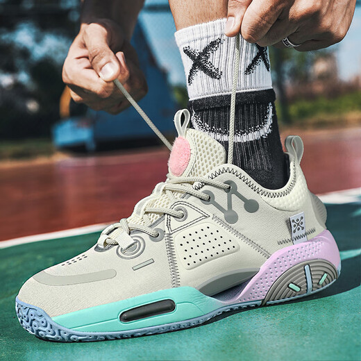 LINBUXAN badminton shoes for men in summer 2024 new lightweight comprehensive speed non-slip shock absorbing sports volleyball shoes 8599 Marshmallow 42