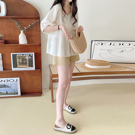 Ranqi's maternity suit summer suit new sweet V-neck lantern sleeve doll shirt top wearing casual shorts two-piece set apricot top + khaki belly shorts (suit) L