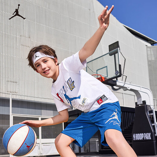 NIKE JORDAN Nike children's short-sleeved T-shirt summer new children's size 23 short T-shirt pure white 110/56 recommended height 104-110cm
