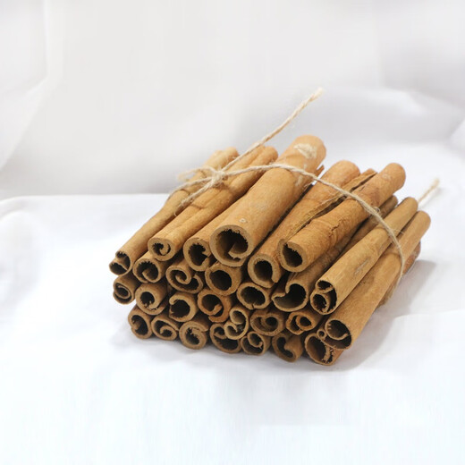 Vitinduo Specifications Cinnamon sticks/hand-selected cinnamon rolls/aromatherapy/coffee concoction/mulled wine packet length 10cm, 200 grams of premium fat, about 25