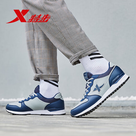 
XTEP men's shoes 2023 winter leather casual sneakers wear-resistant non-slip plus velvet warm cotton shoes travel shoes jogging shoes men 722 gray dark orchid 40