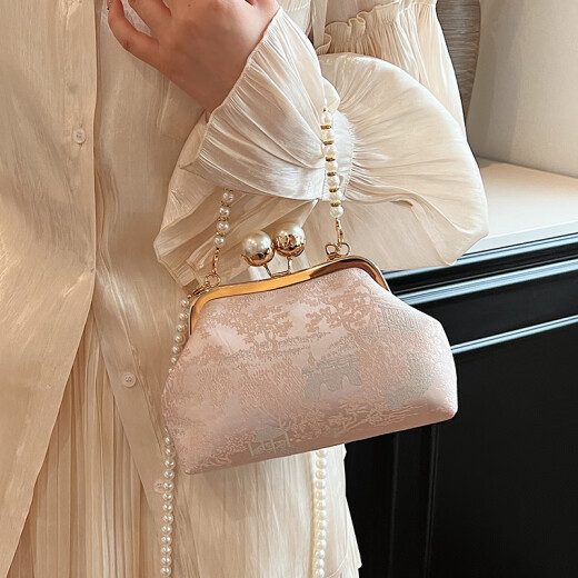 BULANNU New Chinese Bag Women's 2024 New versatile pearl chain crossbody bag Chinese style cheongsam Hanfu bag shell bag blue large size