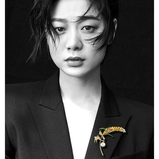 QUAMER Minglong Youth Same Style Cuckoo Pin Women's Jacket Suit Pin High-end Fashion Exquisite Gold Natural Freshwater Pearl