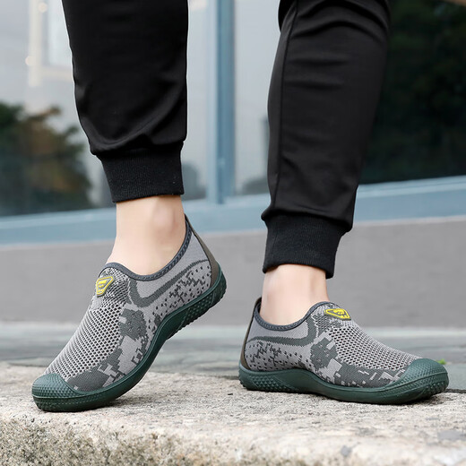 3531 Sommer -Mesh -Schuhe Herren atmungsable Mesh Stoffschuhe Mesh hohl Sportschuhe Papa Mesh Schuhe Großgröße Outdoor Casual Schuhe Mesh Army Green 41