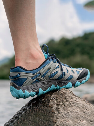 Merrell ALLOUTBLAZE men's and women's wading shoes, breathable, non-slip, quick-drying outdoor sports shoes, black and red 38, it is recommended to take one size smaller