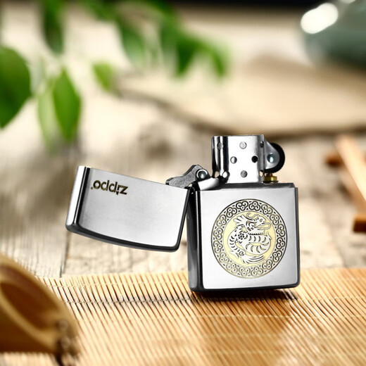 ZIPPO【】之宝正版原装打火机十二生肖磨砂雕刻国风剪纸专属款 银色-狗(DY9902US) 磨砂