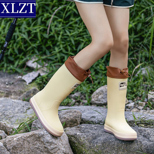 XLZT Mode japanische und koreanische hohe Röhrchenpaar Regenschuhe im Freien vielseitige wasserdichte Schuhe der Frauen wasserdichte Körperschwanzschuhe Schwarz 38 (240 mm)