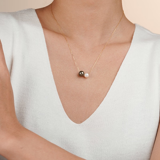 Chishe Tahitian black pearl pendant sea water small light bulb 18K double beads passerby transfer necklace young style simple women