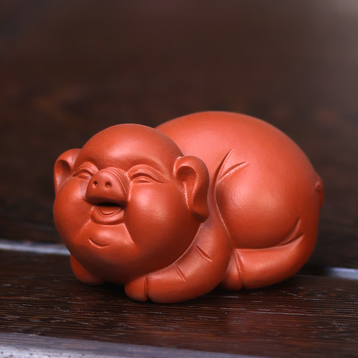 Beautiful Yixing purple sand pig tea pet ornaments can support the zodiac pigs, cute boutique creative tea toys, tea set ornaments for gifts, Zhuni lucky pigs, a pair of lucky pigs