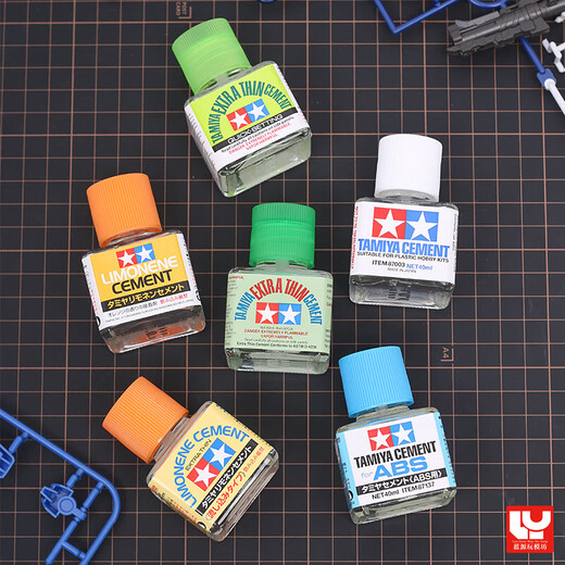Pegatina de agua Tamiya Glue Tamiya Modelo de ensamblaje militar Flujo Glue sin costuras Cubierta verde Cubierta blanca Agua unida Izumi Q5009 Glue instantáneo (Tipo de viscosidad)