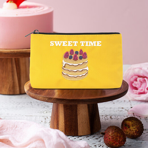 Flower Princess Sweet Moment Literary Women's Bag Autumn and Winter Embroidered Trendy Casual Bag Original Fashion Bag Clutch Bag Coffee Brown