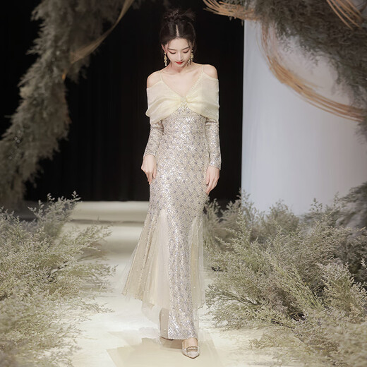 H-Ked-Kleid für Frauen Bankett Abendkleid mit High-End-etwas fett schwerer Industrie spät sensible High-End Light Luxury Nischengeschenke für Erwachsene Moderatorin Jahrestagung Kyogin Ärmeln XL
