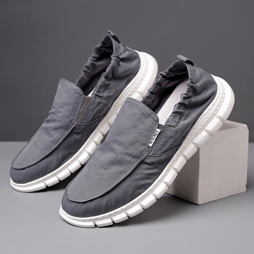 
Woodpecker old Beijing cloth shoes men's 2025 new summer breathable one-foot lazy bean shoes men's umbrella cloth flat shoes 881-Black- 41