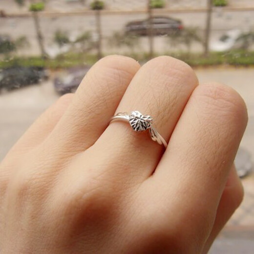 QIANSHU (QIANSHU) Pt950 platinum ring for women imitation diamond faceted heart-shaped platinum ring Angel's Kiss women's single ring Platinum Angel's Kiss ring weighs about 2.38-2.48