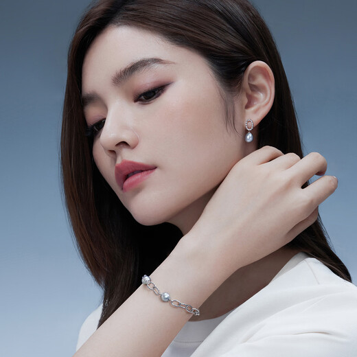 Lukfook Jewelry True Me Series Platinum 950 Special Shaped Seawater Pearl Platinum Drop Earrings Total Weight Approximately 2.94 Grams