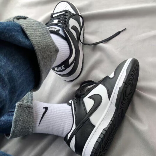 Nike Basketball Shoes Shoes Women's Shoes Airjordanaj1 Board Shoes Spring Low Top Breathable Casual Ligero Sports Sports Trendy DH9764-001 Little Panda 37.5 en blanco y negro