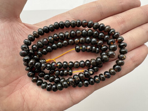Lianju comes with a certificate of identification, Fushun amber, black amber, medicinal amber, 6 mm 108 necklace, bracelet