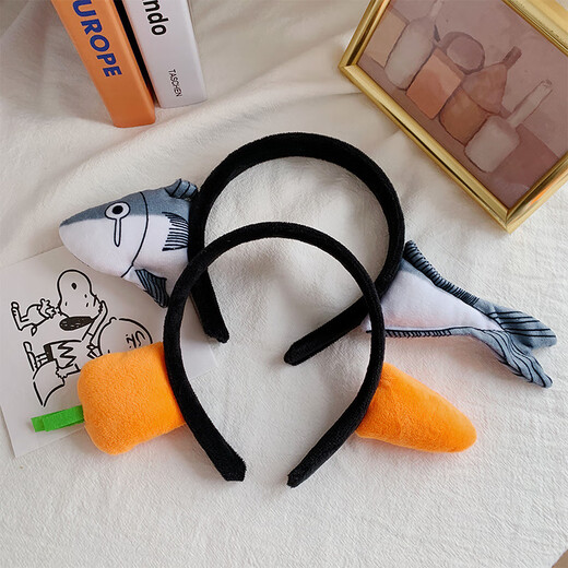 Jieyi ins Internet celebrity cute carrot headband Korean funny face wash hairpin female versatile outing salted fish non-slip headwear one pack shark headband
