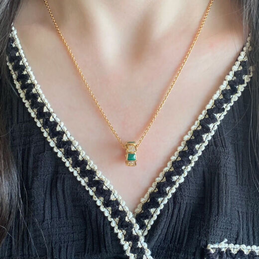 Shien Baojia sterling silver plated 18K rose gold necklace pendant clavicle chain snake bone diamond mother-of-pearl light luxury high-end sweater chain white snake bone necklace