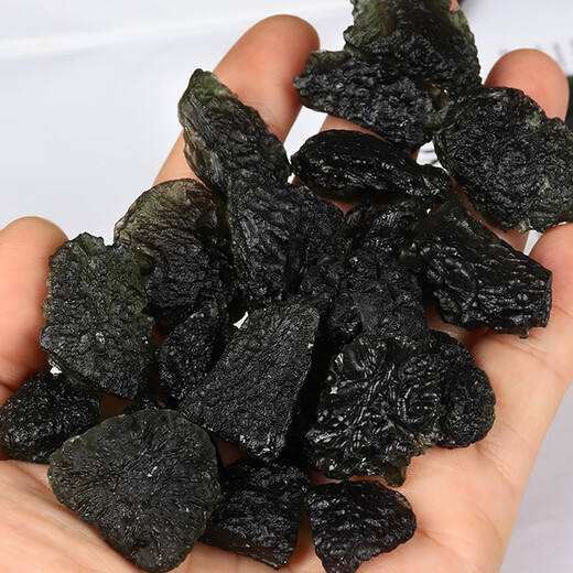 Libiao Natural Czech Meteorite Design Raw Stone Green Glass Meteorite Modor Crystal Pendant Bare Stone Couple Necklace Czech Style Bracelet