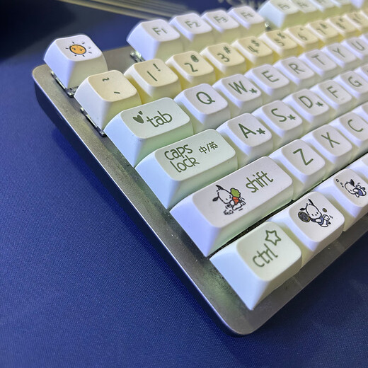 Logitech (Logitech) K845 Mechanische Tastatur, Tastatur in voller Größe, E-Sport-Spiel leuchtet Tastatur, Hühneressen-Tastatur, Punk-Retro-Tastatur Peripherie-Computer Notebook Urlaubsgeschenk, K845 Pacha Dog-Tee-Shaft