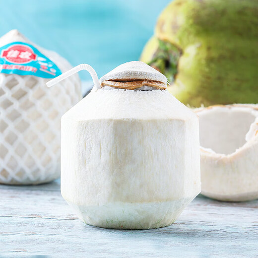 Good Farmer Green Coconut Water Imported from Thailand (JD Delivery to Many Places Next Day) Perfume Coconut Fruit for Pregnant Women 4 Green Coconuts Imported from Thailand Single Fruit About 900g