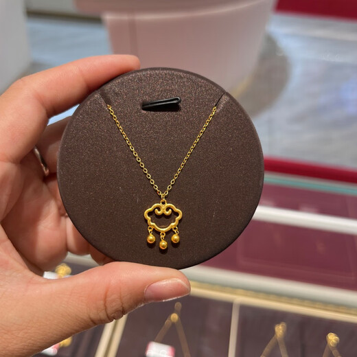 GOR Fat Donglai's same style 18K gold safe lock pendant yellow l gold auspicious cloud lock bell necklace Ruyi female sense clavicle chain simple auspicious cloud lock bell necklace