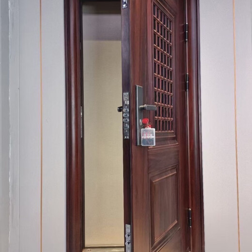 Qinkai door middle door anti-theft door outdoor ventilation door entry door breathable anti-theft door outer left red installation not included 1970*860 free expansion screws when placing an order