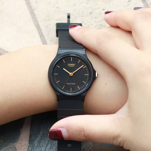 Casio (CASIO) small black watch for men and women, unisex student civil service examination, college entrance examination usable quartz watch MQ-24-1E