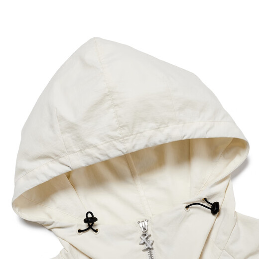 
Xtep [same style in the store] jacket Fan Chengcheng personally sets up a couple's outdoor sports fashion versatile simple windbreaker