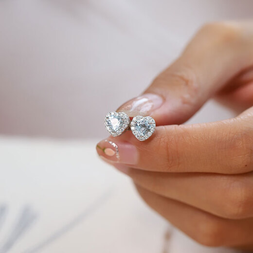 GEM STONE KING aquamarine earrings 925 silver full diamond moissanite earrings light luxury classic heart-shaped sparkling earrings Valentine's Day gift