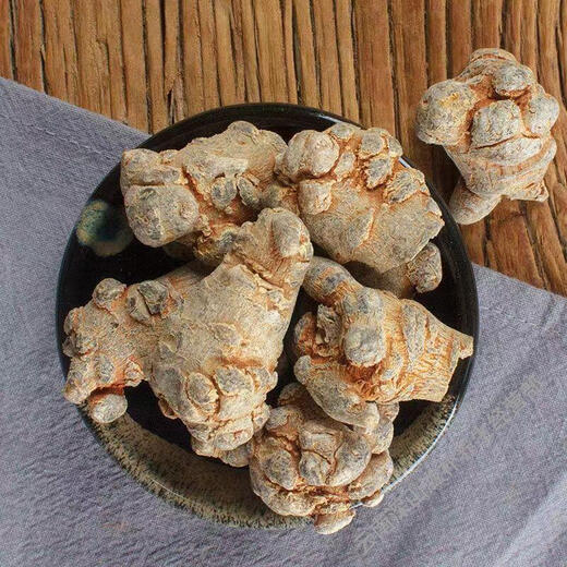 Yunnan Wenshan Chun Sanqi Wild Wild Fields Qi Prix de gros sans cire Sanqi Head Sanqi Flower Wake Soaked Agricultural Products 250g (30 pièces)