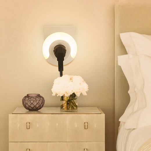 NVC night light control human body induction lamp children's bedside lamp bedroom lighting mini baby baby feeding lamp socket type intelligent light control + new international five holes