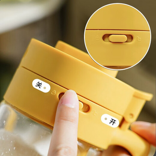 Home KATEI STORY Japanese seasoning box kitchen seasoning jar seasoning box glass salt shaker storage container moisture-proof seasoning jar quantitative high-end cream lid with spoon single piece 300ml