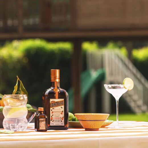 Cointreau orange wine foreign wine French liqueur orange liqueur mixed wine original bottle imported foreign wine base wine 700ml Cointreau liqueur 700ml