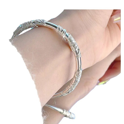 Un bracelet en argent avec des fleurs et du brocade, un bracelet de poussière de plumes canaries solide et de tirage sans décoloration, offrant une petite amie cadeau de la Saint-Valentin, bracelet de fleur