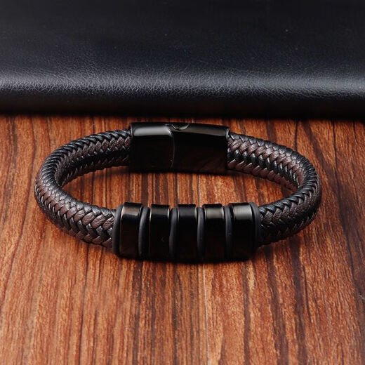Shantou Lincun Anti-static Bracelet Men's Winter Removal Shop Hot Selling Static Jewelry Handmade Bracelet Chain Real Five-Buckle Bracelet 21CM Suitable for 120-170 Jin Jin is equal to 0.5 kg