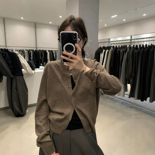 Su Yuwei Maillard coffee color small fragrance style short knitted cardigan for women autumn and winter high-end waist slimming sweater inner top coffee color Follow the store - free shipping insurance S (80-95Jin Jin is equal to 0.5 kg)