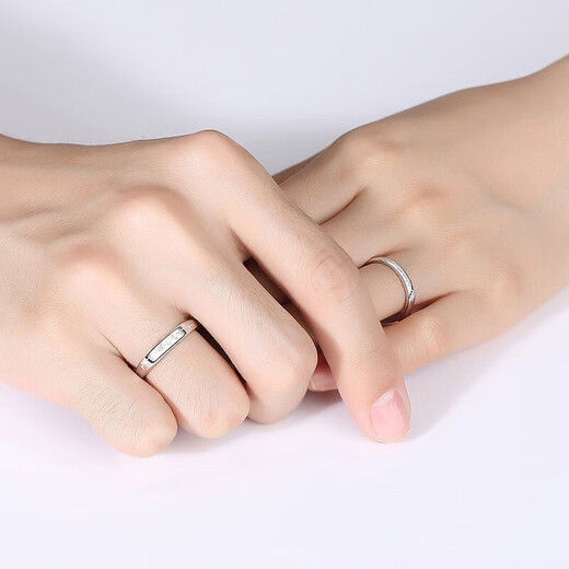 EothPT950 platinum electrocardiogram couple ring. A pair of women want a wedding ring. 520 Valentine's Day birthday gift for girlfriend. A pair of PT950 platinum ring + certificate.