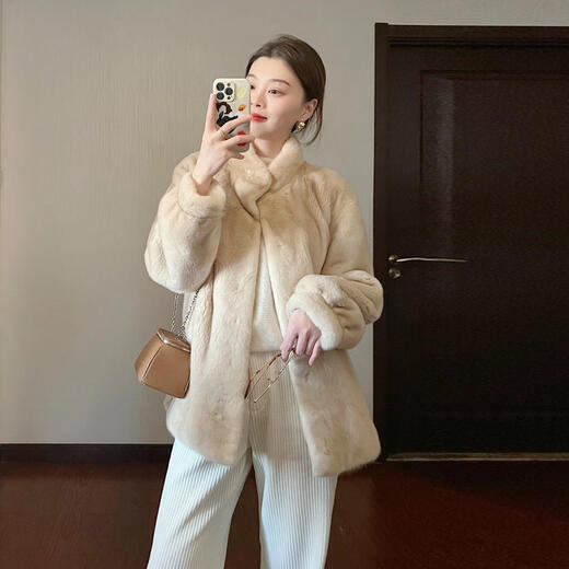 Mishide Nerzfell Mantel Voller Nerzfell mittelgroße Hasing echtem Nerzfell loser Stand Kragen Nerzfell High-End-Gefühl beige Puffärmel. S