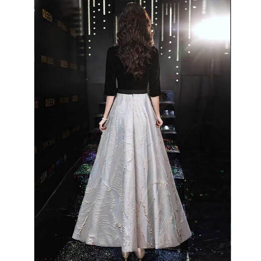 Seidler Black Evening Kleid für Frauen 2025 Neues Banketttemperament Edel und leichte Luxus-Nischen-Jahrestreffen Host Black Long L (Empfohlen 106-115Jin [Jin gleich 0,5 kg])