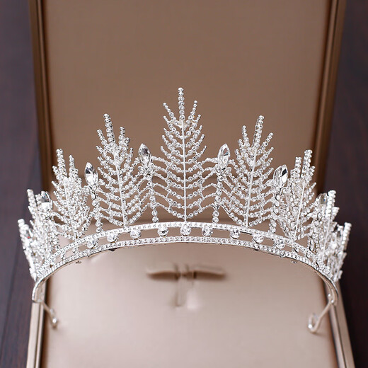 Crown tiara adult bride crown wedding atmosphere Japanese and Korean wedding hair accessories 18th birthday O style silver crown 15*6CM