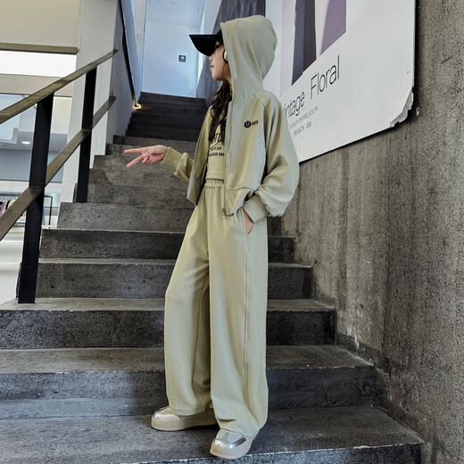 巴莱恩娜韩国女童卫衣套装春秋2025新款洋气儿童运动休闲裤炸街大童三件套 绿色（背心+外套+裤子） 150cm