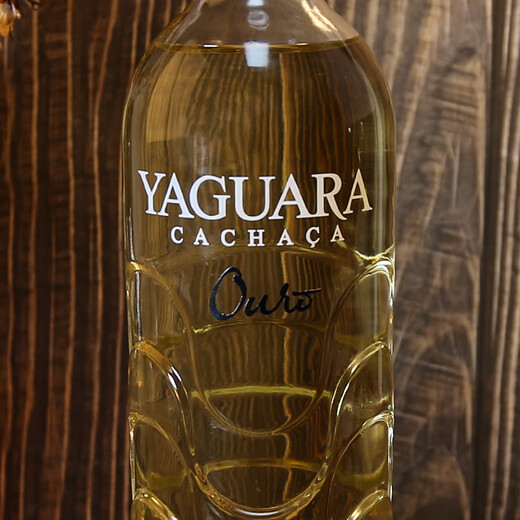 Yaguara [original bottle imported] Brazilian national wine rum Cachaca casa wine sugar cane wine foreign wine Yaguara gold standard Brazilian rum 700mL