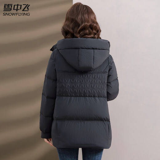 Volando en la nieve Chaqueta de plumón de invierno para madres de moda 2025 Chaqueta con capucha de invierno gruesa a prueba de frío de nuevo estilo para personas de mediana edad y mayores negro L 165/88A