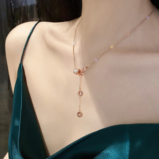 Laura Figure 18K color gold small waist necklace for women, rose gold pendant, Valentine's Day birthday gift for girlfriend and wife, light luxury classic small waist necklace, free engraving