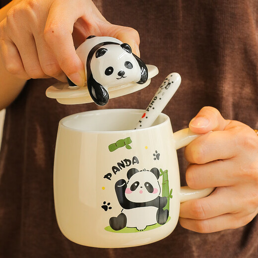 Busy farmer mug for girls, good-looking souvenir, ceramic mug with lid and spoon, panda birthday gift, cute gift box, giant panda (lid + exclusive spoon) sitting